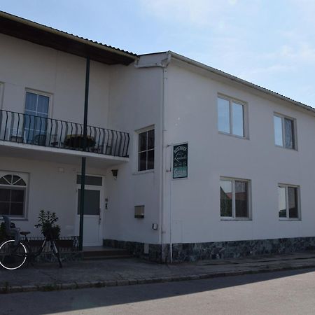 Appartmenthaus Rosenhof Podersdorf am See Exterior photo